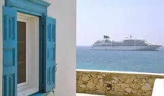Avra Hotel 2*
