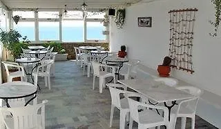 Hotel Avra 2*